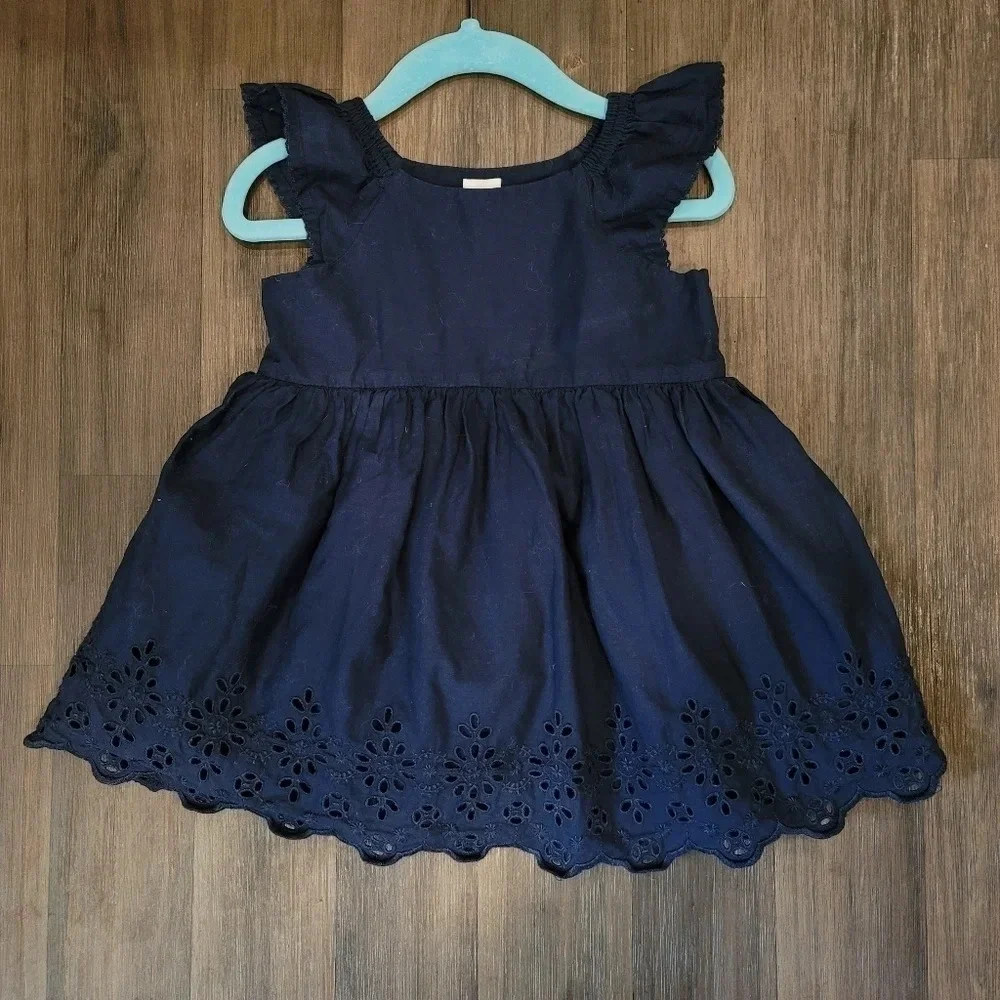 babyGap Baby Girls Cap Sleeve Scallop Eyelet Dress